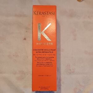 Kérastase Declarifying repairing pre-shampoo treatment.